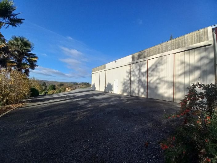 Image No.8-4 Bed House for sale