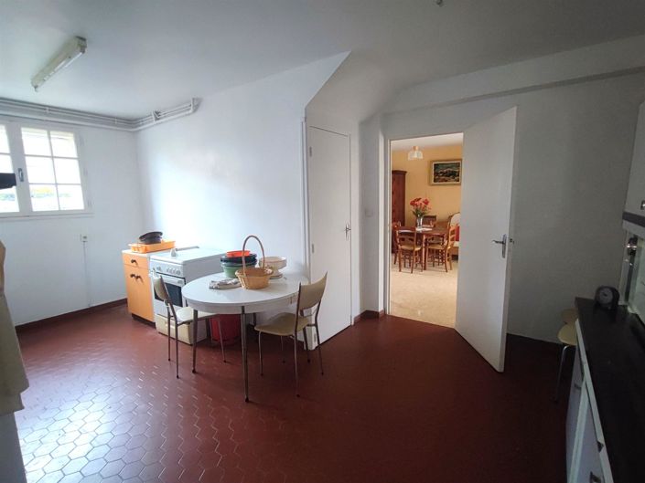 Image No.14-4 Bed House for sale