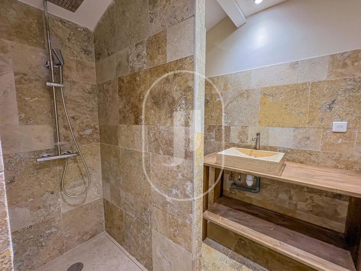 Image No.12-Maison de 11 chambres à vendre à Vaison-la-Romaine