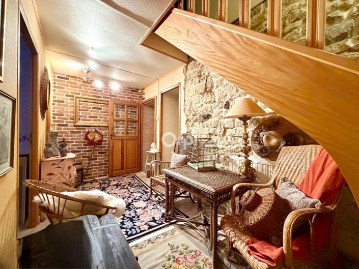 Image No.2-3 Bed House for sale