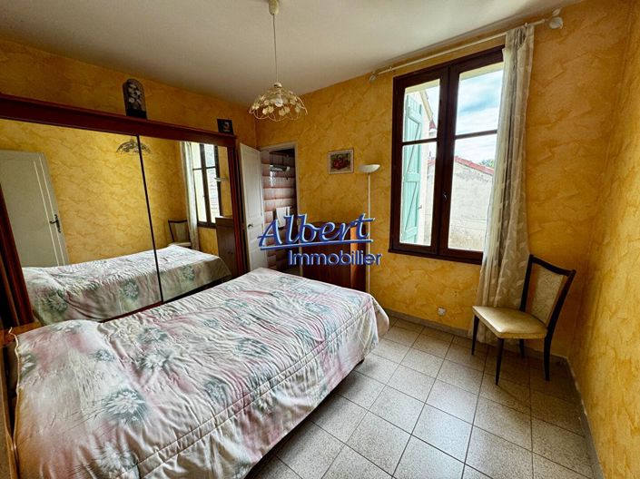 Image No.11-2 Bed House for sale