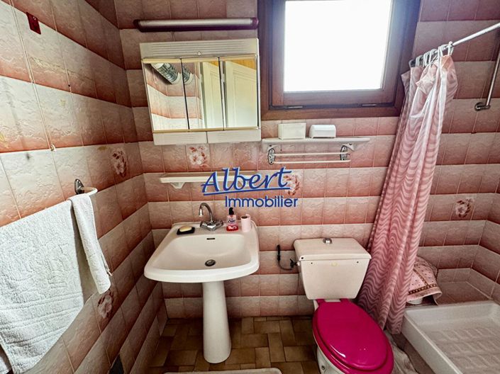 Image No.13-2 Bed House for sale