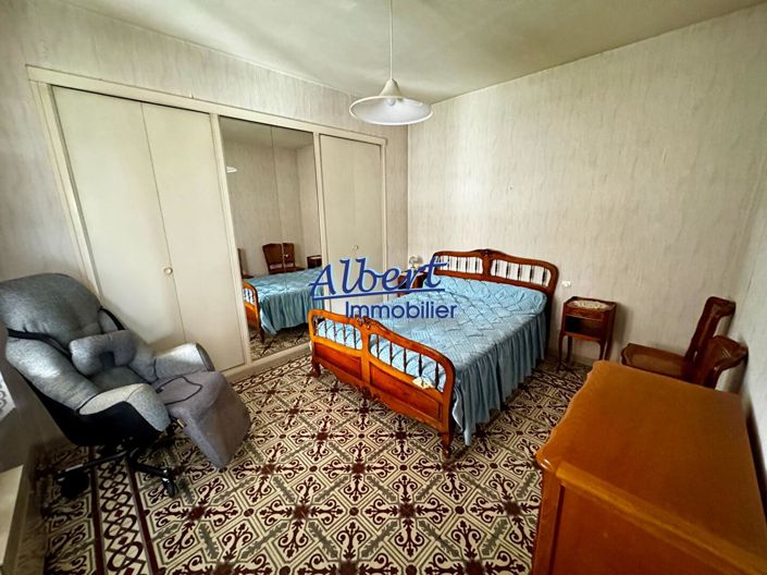 Image No.14-2 Bed House for sale