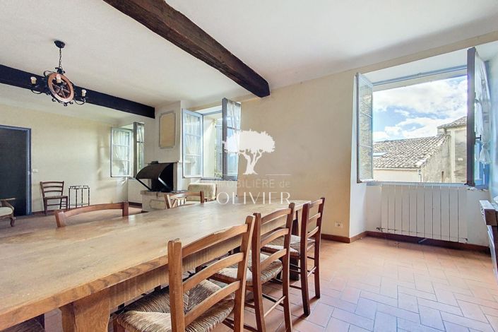 Image No.2-4 Bed House for sale