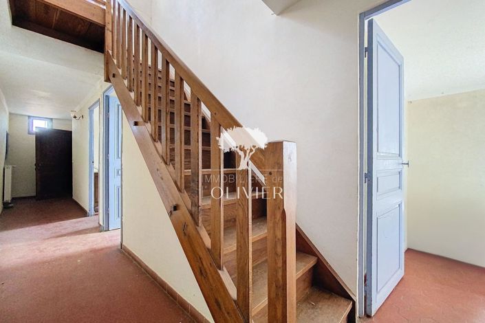 Image No.8-4 Bed House for sale