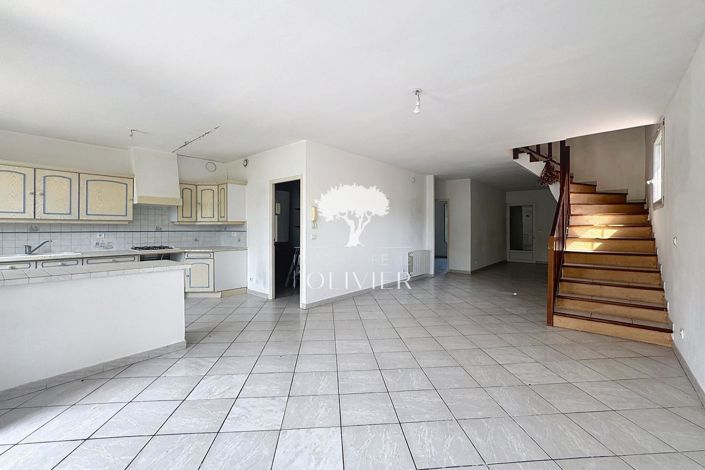 Image No.3-Maison de 5 chambres à vendre à Apt