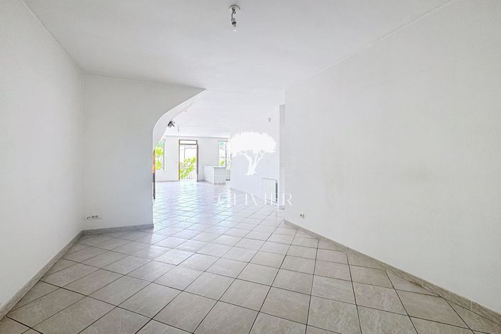 Image No.6-Maison de 5 chambres à vendre à Apt