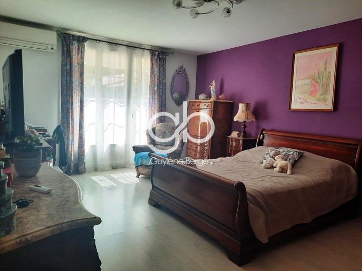 Image No.10-4 Bed House for sale