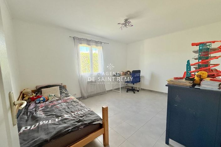 Image No.14-3 Bed House for sale