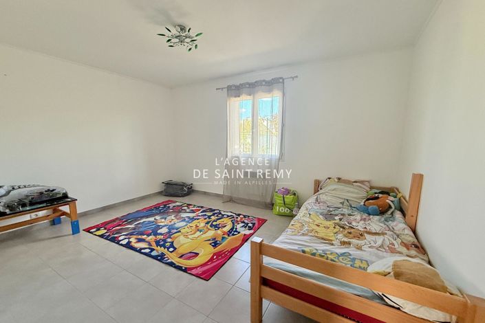 Image No.15-3 Bed House for sale