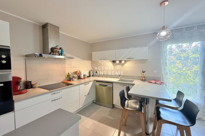 Image No.18-3 Bed House for sale