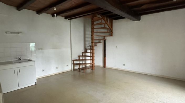 Image No.3-2 Bed House for sale