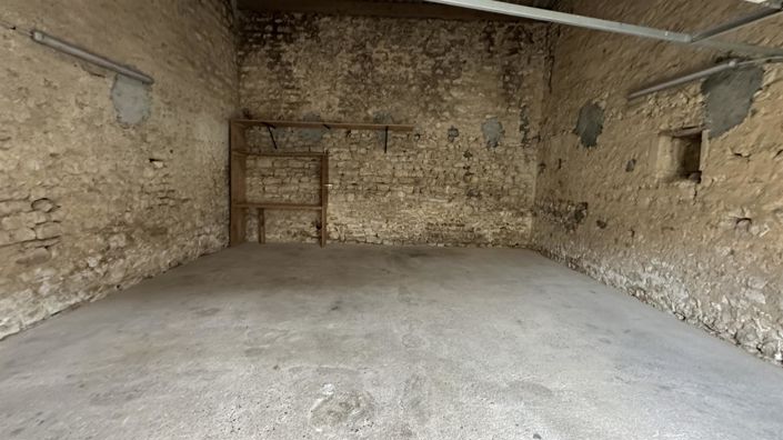 Image No.7-2 Bed House for sale