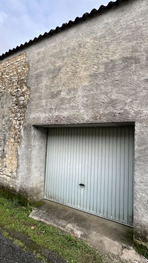 Image No.9-2 Bed House for sale