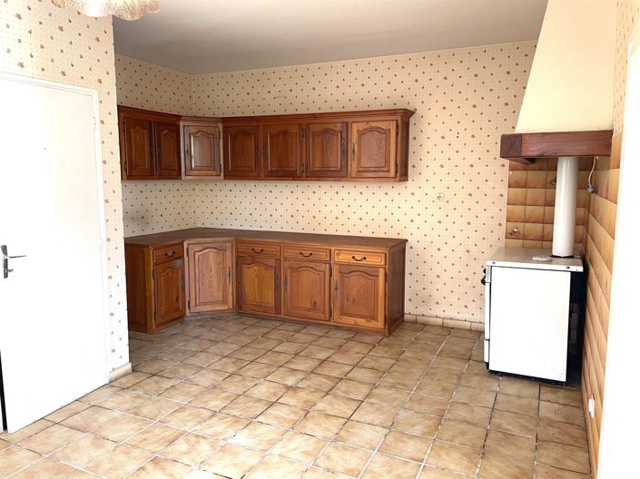 Image No.10-4 Bed House for sale