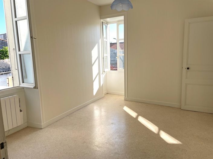 Image No.11-4 Bed House for sale