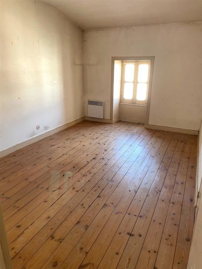 Image No.14-4 Bed House for sale