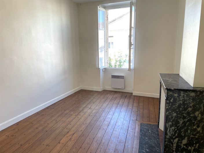 Image No.14-4 Bed House for sale