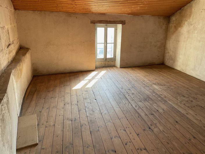 Image No.16-4 Bed House for sale