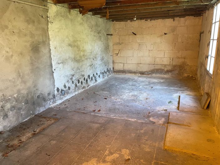 Image No.18-4 Bed House for sale