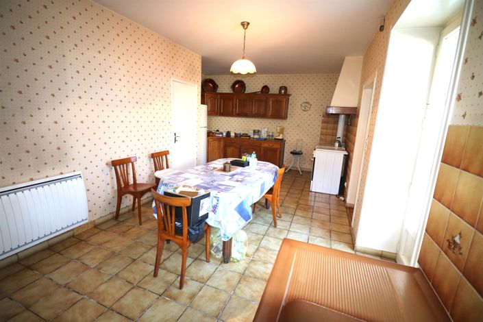 Image No.9-4 Bed House for sale