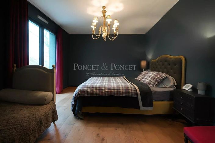 Image No.15-5 Bed House for sale