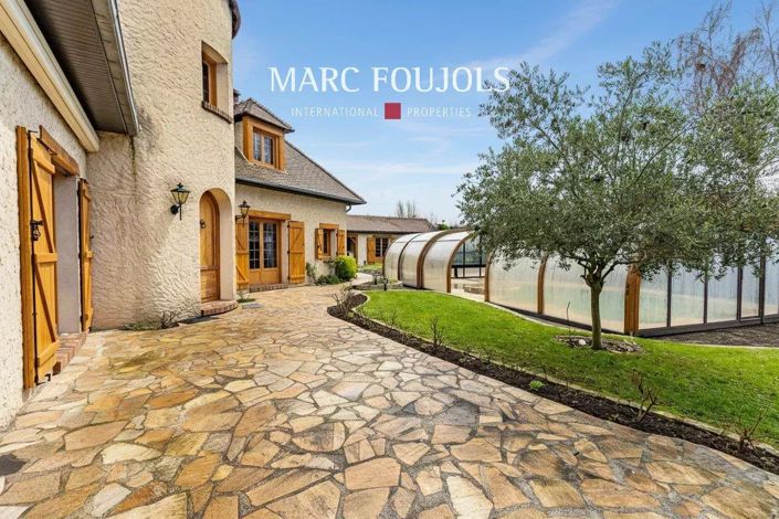 Image No.16-4 Bed House for sale