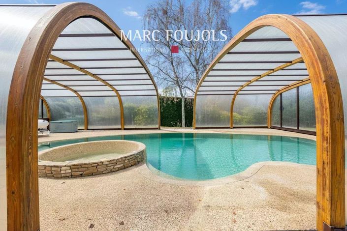 Image No.2-4 Bed House for sale