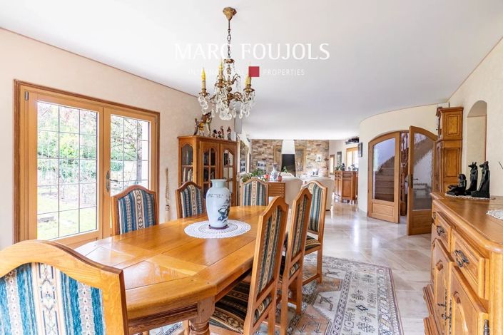 Image No.5-4 Bed House for sale