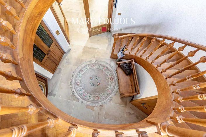 Image No.9-4 Bed House for sale