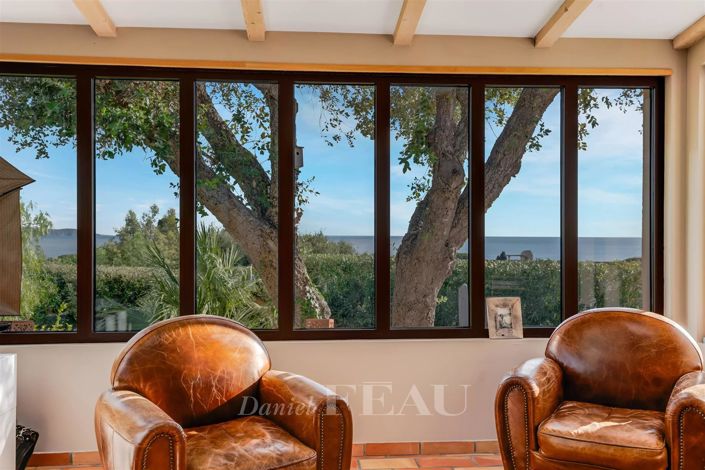 Image No.14-4 Bed House for sale