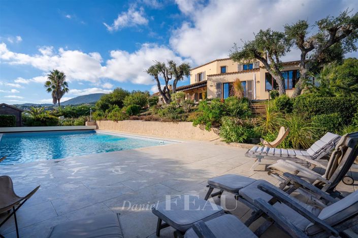 Image No.4-4 Bed House for sale