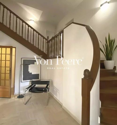 Image No.3-4 Bed House for sale