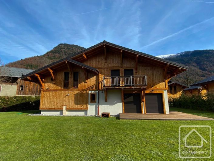 Image No.2-Propriété de 4 chambres à vendre à Samoëns