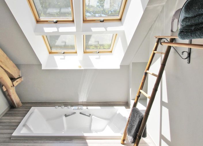 Image No.14-6 Bed House for sale