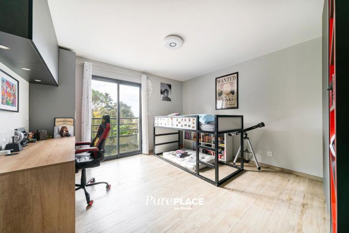 Image No.17-4 Bed House for sale