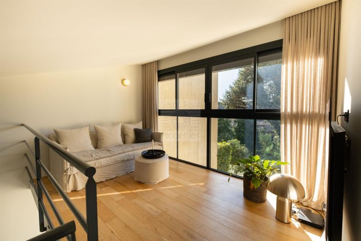 Image No.8-2 Bed House for sale