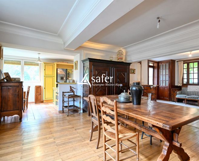 Image No.13-8 Bed House for sale