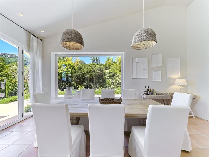 Image No.11-5 Bed House for sale