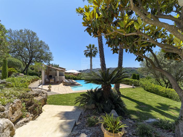 Image No.3-5 Bed House for sale