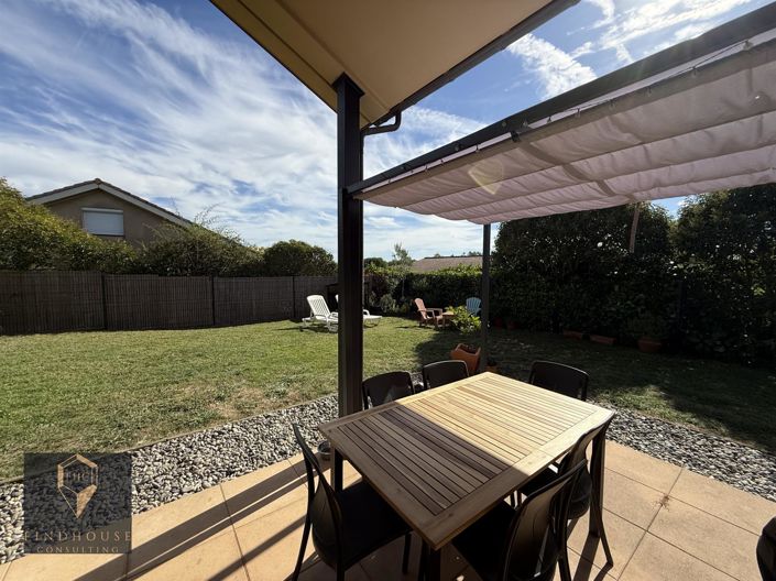 Image No.10-3 Bed House for sale