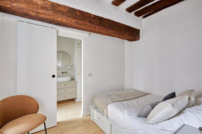 Image No.10-1 Bed Apartment for sale