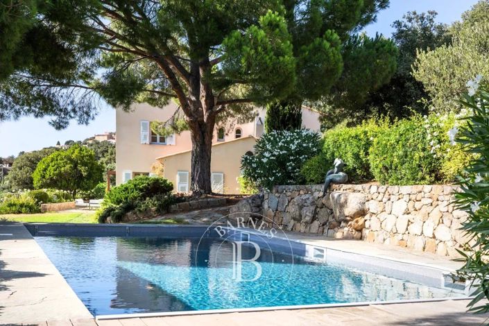 Image No.4-Maison de 7 chambres à vendre à Lumio