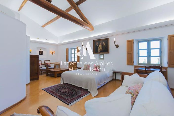 Image No.12-7 Bed House for sale