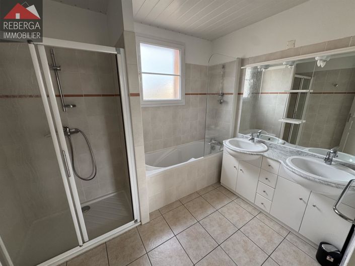 Image No.10-Maison de 3 chambres à vendre à Pont-de-Larn