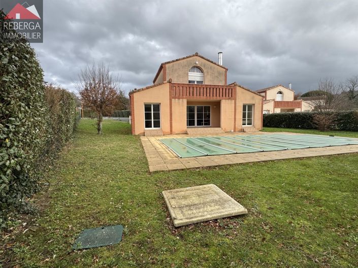 Image No.2-Maison de 3 chambres à vendre à Pont-de-Larn