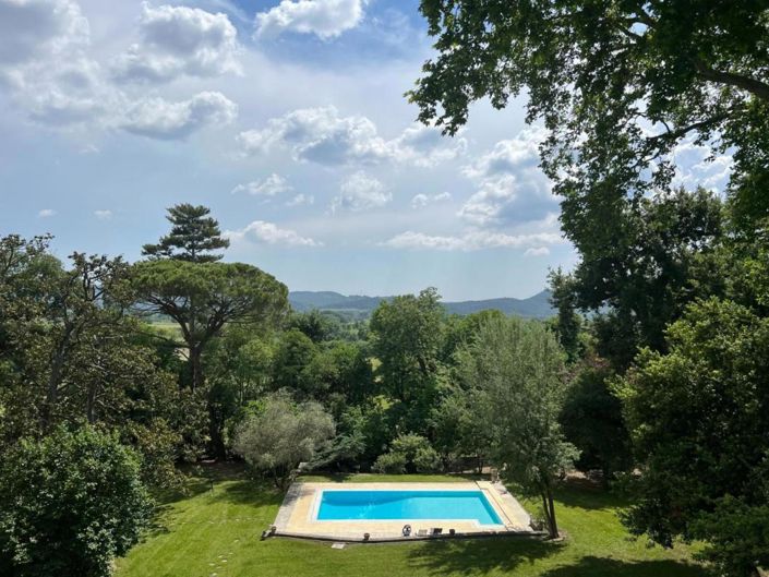 Image No.10-8 Bed House for sale