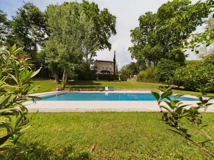 Image No.12-8 Bed House for sale