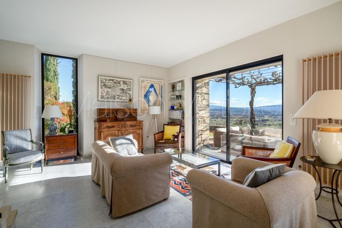 Image No.6-5 Bed House for sale