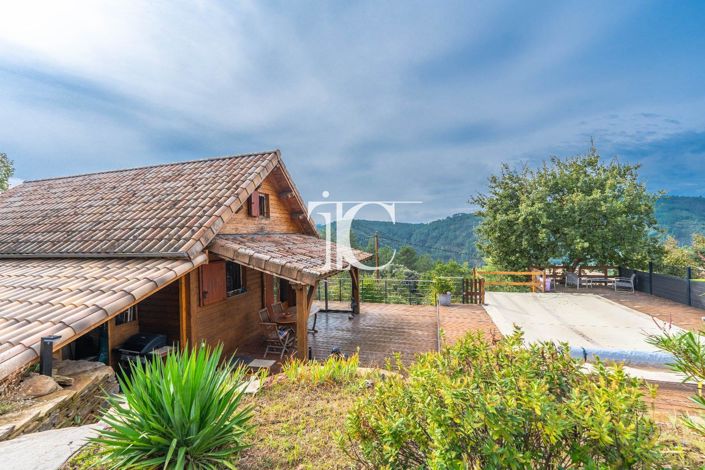 Image No.2-Maison de 2 chambres à vendre à Aujac